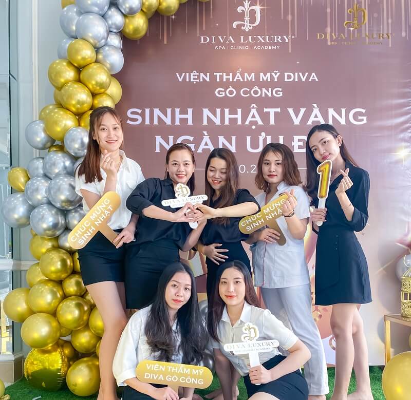 Khách Hàng Nhận Ưu Đãi Vàng Trong Ngày Sinh Nhật Viện Thẩm Mỹ Diva 12