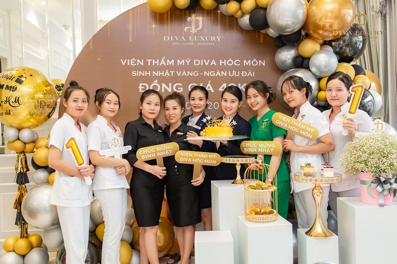 Khách Hàng Nhận Ưu Đãi Vàng Trong Ngày Sinh Nhật Viện Thẩm Mỹ Diva 8