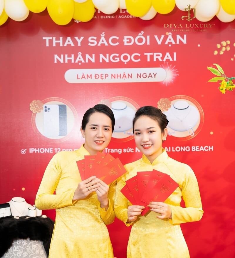 Hàng ngàn bộ lịch tết được trao tay nhân viên DIVA GROUP trước thềm tết tân sửu 2021 4