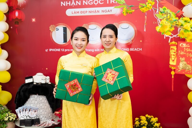 Hàng ngàn bộ lịch tết được trao tay nhân viên DIVA GROUP trước thềm tết tân sửu 2021 9