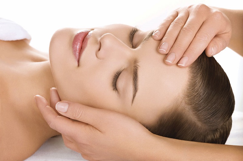 Cách Massage trẻ hóa da mặt tại nhà đơn giản hiệu quả