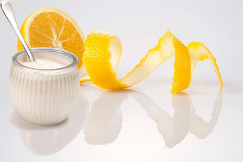 Tắm trắng bằng sữa chua và cam