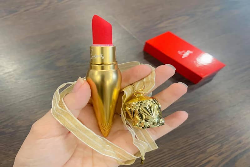 Son Louboutin màu nào đẹp? Giá bao nhiêu? Mua ở đâu uy tín