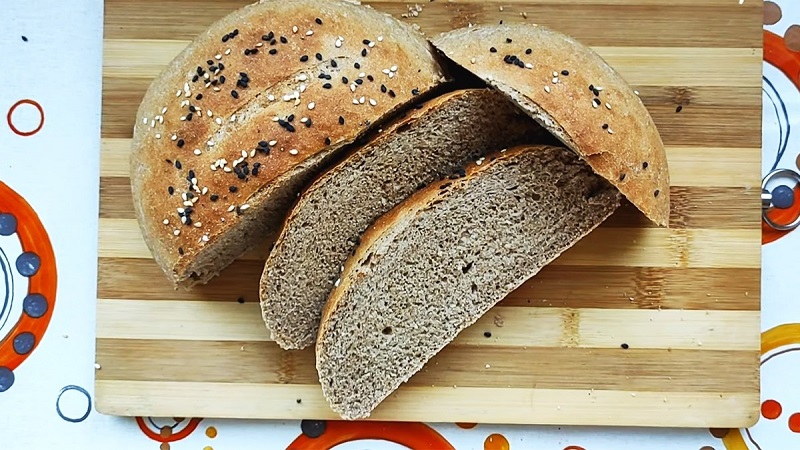 Bánh mì mè đen 