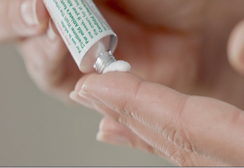 Glomazin Neo được biết đến là một loại thuốc có công dụng điều trị được các vết thương bên ngoài da