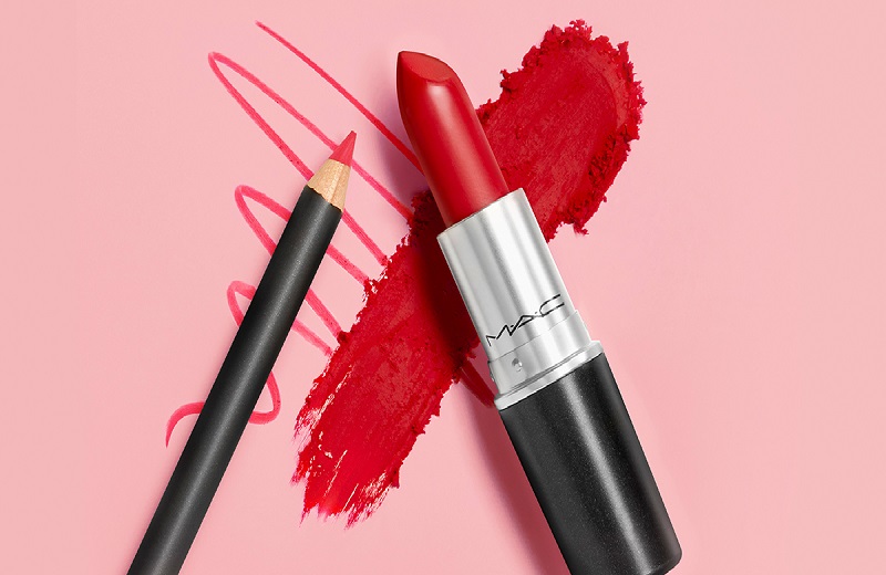 Son MAC 707 Ruby Woo thuộc dòng Retro Matte với độ lì và mịn vô cùng hoàn hảo