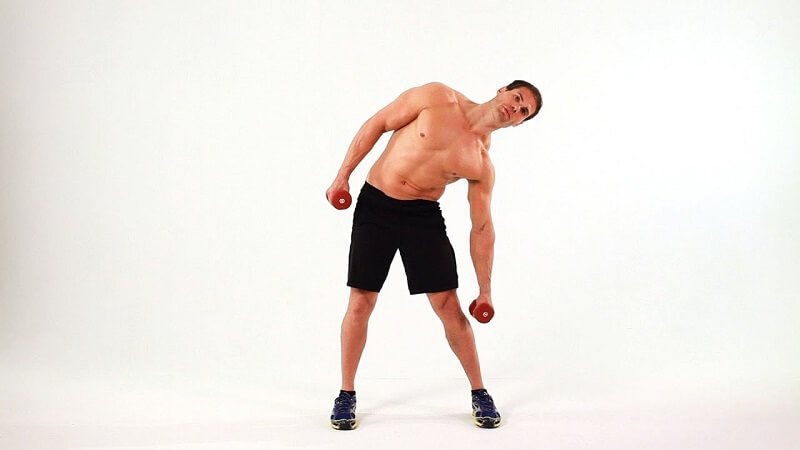 Dumbbell Side Bend là bài tập giảm mỡ bụng cấp tốc kết hợp với tạ