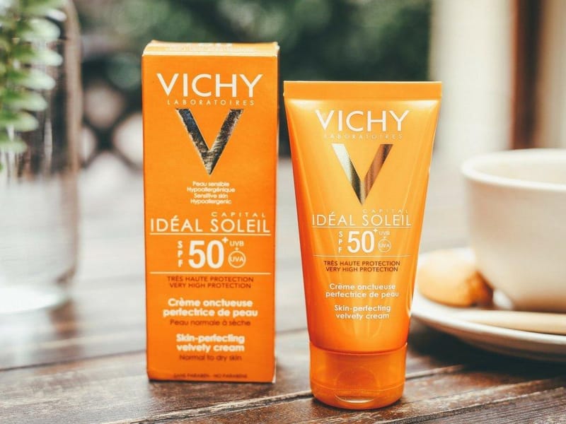 Sử dụng kem chống nắng Vichy Ideal Soleil Dry touch