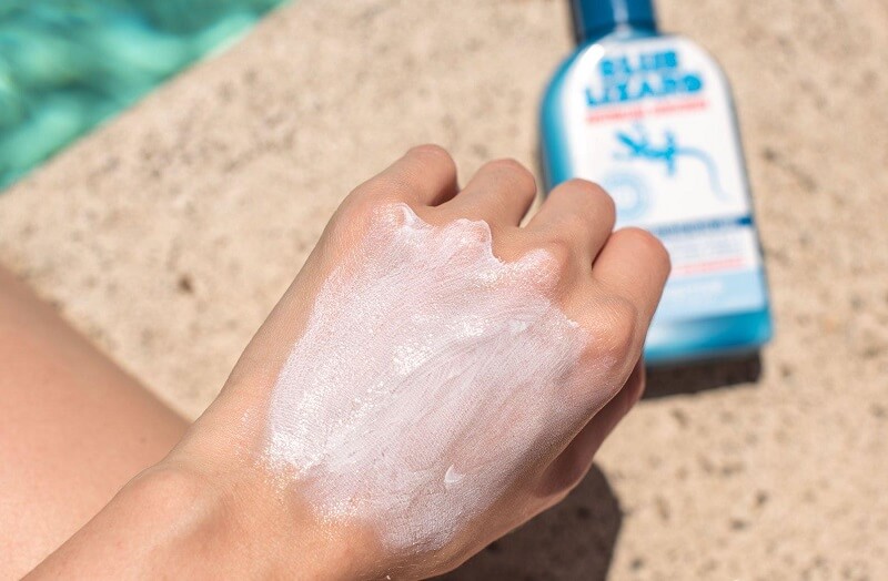 Kem chống nắng cho bà bầu Blue Lizard Australian Sunscreen For Sensitive Skin SPF 30+