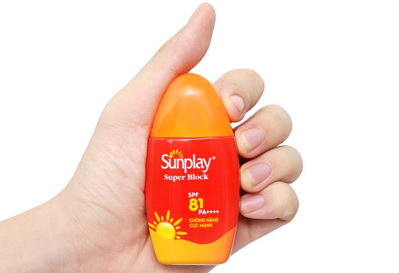 Kem chống nắng Sunplay Super Block SPF81 và PA++++