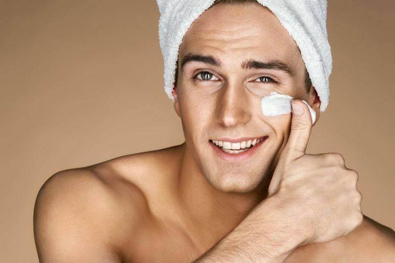 Tại sao nam giới cần tắm trắng tại spa, thẩm mỹ viện
