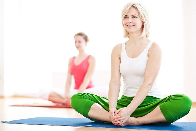 Bài tập giảm mỡ bụng cho tuổi trung niên đơn giản nhất hiện nay chính là các động tác Yoga