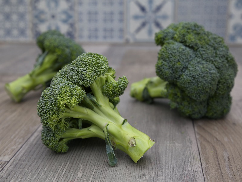 bông cải xanh lại giàu chất dinh dưỡng và chất xơ nên có thể giúp bạn no trong nhiều giờ liền. 