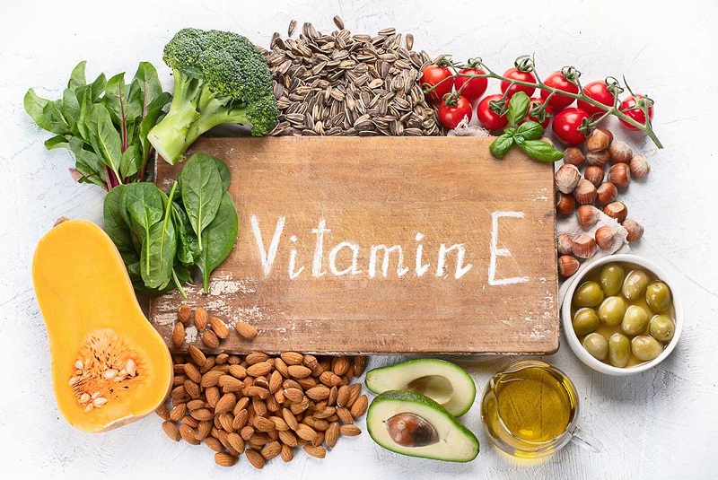 Bổ sung vitamin E giúp săn chắc da mặt