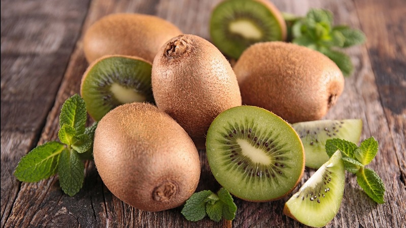 Kiwi chứa hàm lượng chất xơ và vitamin cực kỳ cao