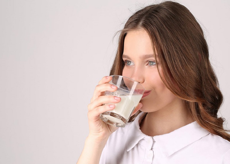 Uống nhiều sữa và các chế phẩm từ sữa để tăng chiều cao