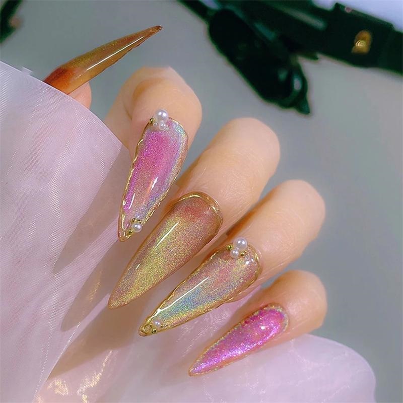 Mẫu nail cầu vồng mắt mèo