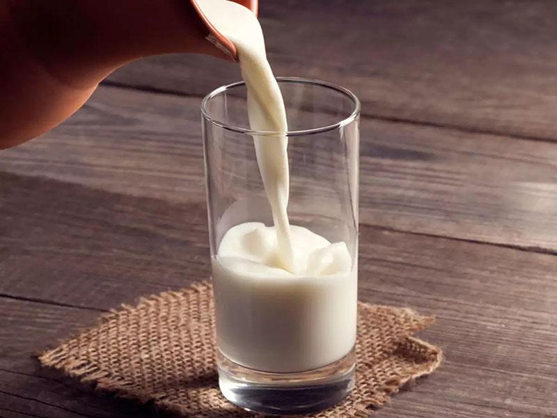  Vậy uống sữa tăng cân có hại không?