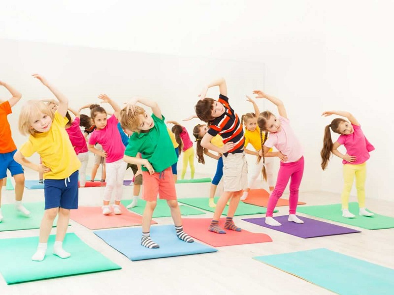 Chú ý đến hoạt động thể chất để tiêu hao năng lượng cho trẻ