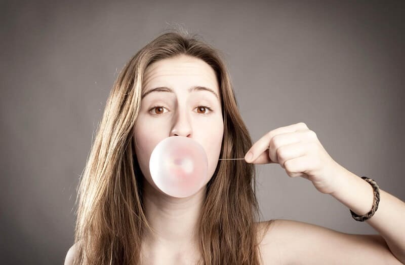 Kẹo cao su giảm tình trạng khô miệng khi ăn