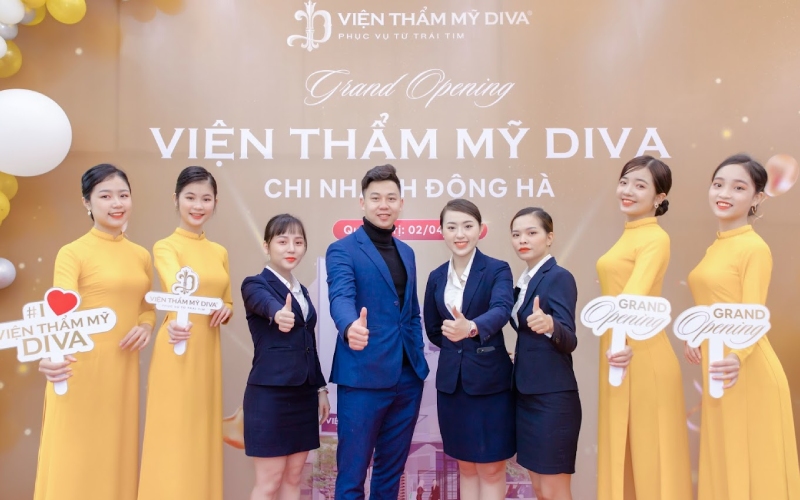 Bốc thăm trúng thưởng với nhiều cơ hội làm đẹp miễn phí như chăm sóc da, xử lý mày/môi hỏng, triệt lông