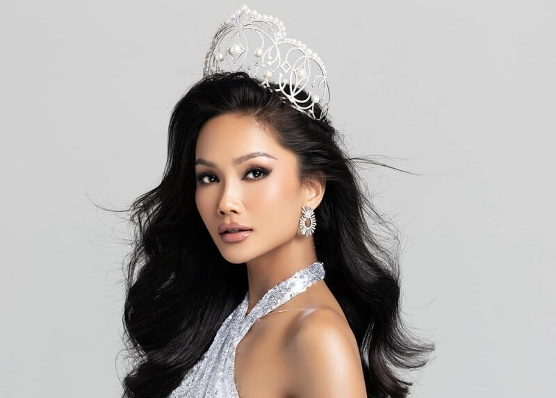 Hoa hậu H'hen Niê sở hữu vẻ đẹp cá tính