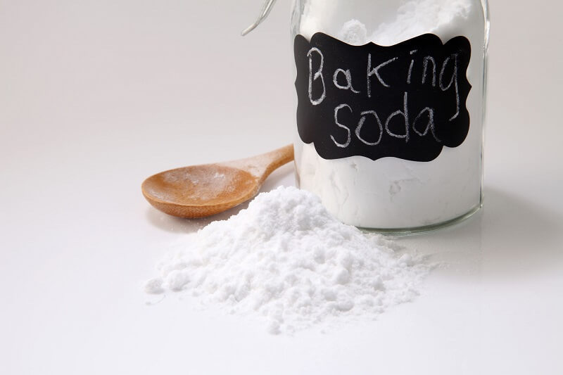 Tại sao baking soda có thể điều trị mụn đầu đen?