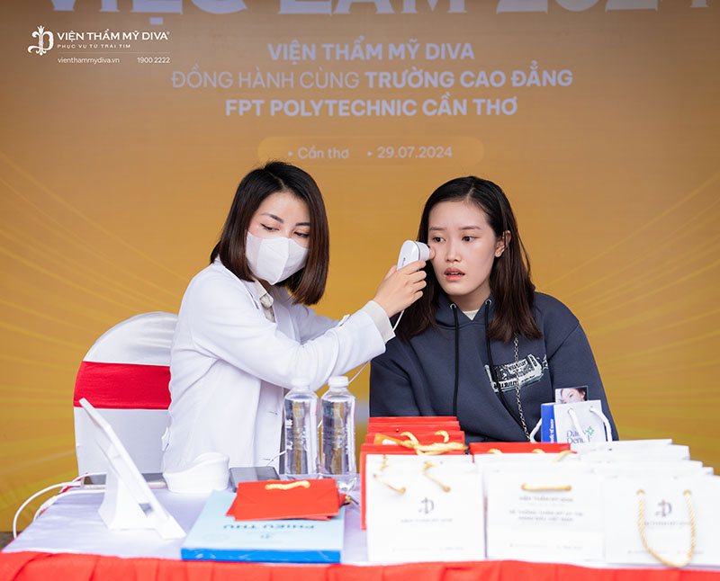 Viện thẩm mỹ DIVA đồng hành cùng Trường Cao đẳng FPT Polytechnic Cần Thơ trong sự kiện “Ngày hội việc làm” 3