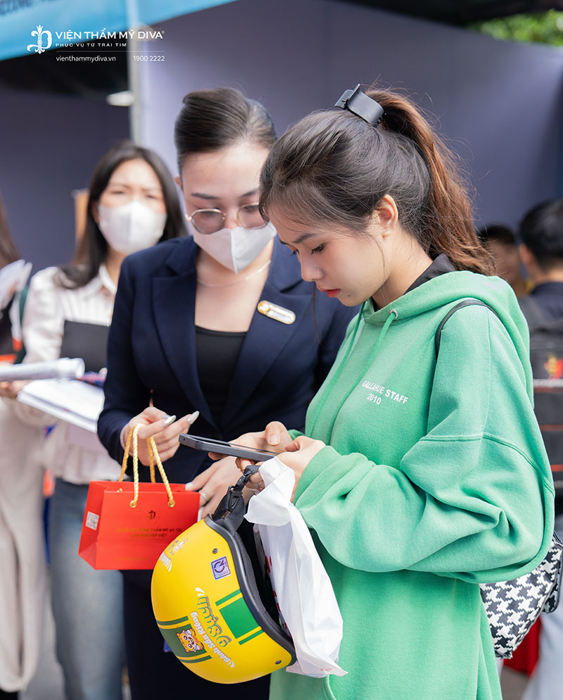 Viện thẩm mỹ DIVA đồng hành cùng Trường Cao đẳng FPT Polytechnic Cần Thơ trong sự kiện “Ngày hội việc làm” 9