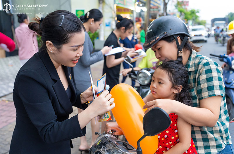 Viện thẩm mỹ DIVA: Tỏa sáng mùa Noel cùng hàng ngàn phần quà hấp dẫn 12