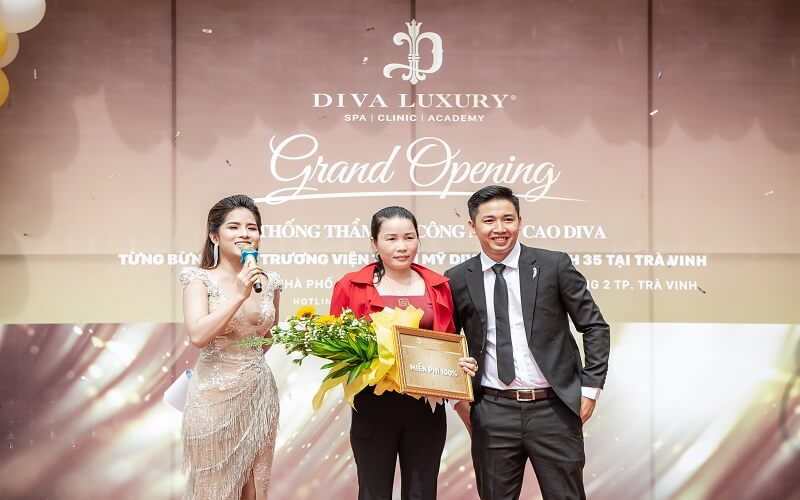 tung-bung-khai-truong-vien-tham-my-diva-lon-nhat-tra-vinh-4