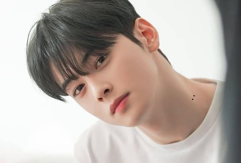 Ý nghĩa 2 nốt ruồi song song ở nam giới