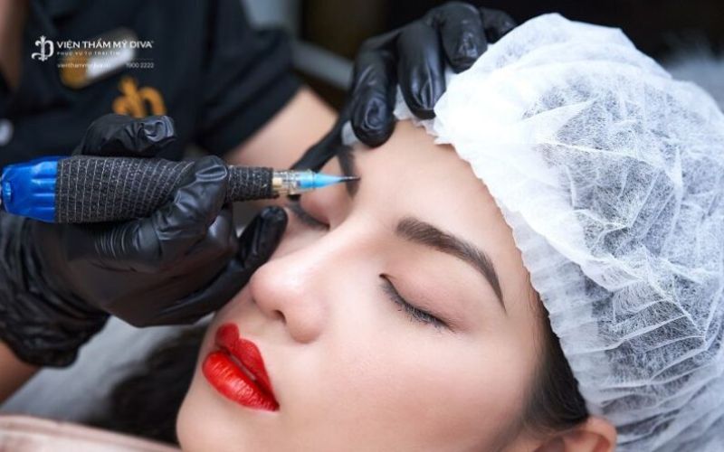 Viện thẩm mỹ DIVA địa chỉ phun xăm, điêu khắc chân mày uy tín