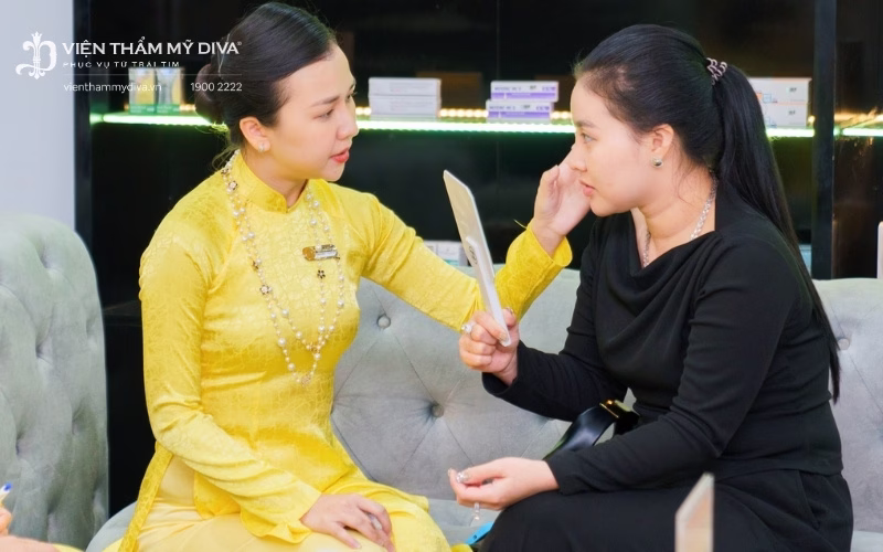 Phun chân mày rải hạt với nhiều mức giá khác nhau, tùy vào cơ sở thẩm mỹ