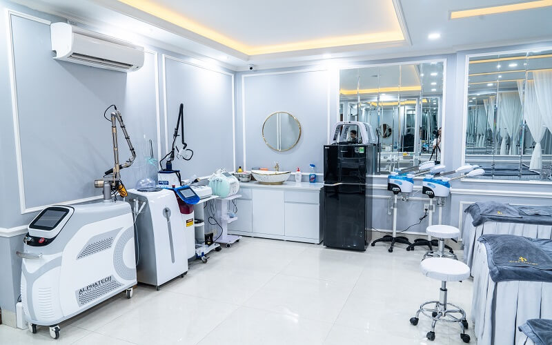 xoa-not-ruoi-tai-da-nang-4