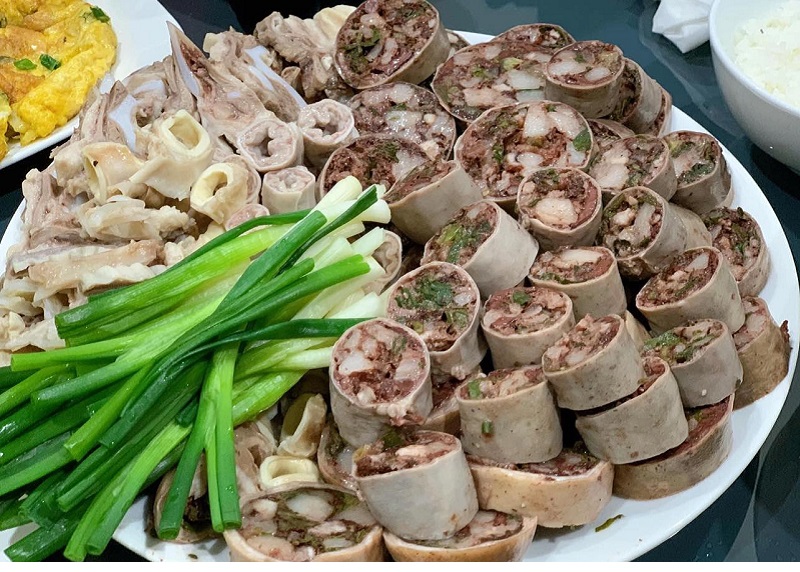 Lòng dồi lợn luộc bao nhiêu calo? Ăn dồi lợn có béo không? 2 Lòng dồi lợn luộc bao nhiêu calo? Ăn dồi lợn có béo không? 2