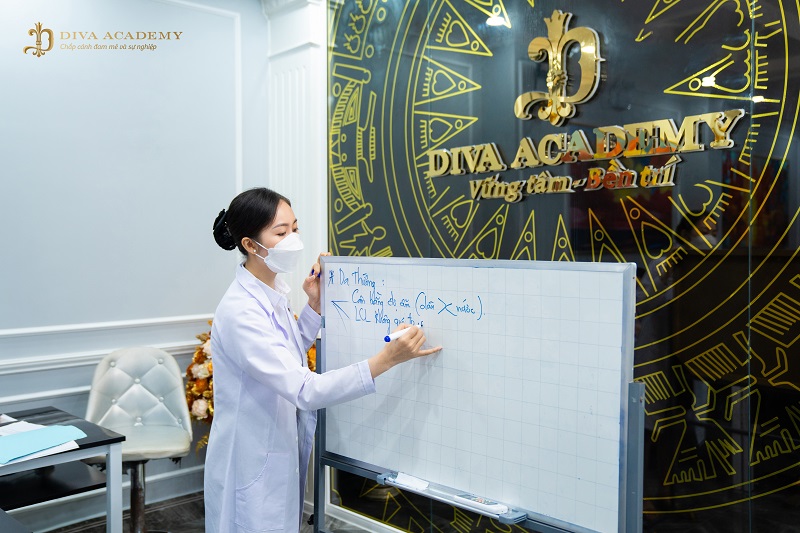 hoc-quan-ly-spa-o-tien-giang môi trường học đạt chuẩn