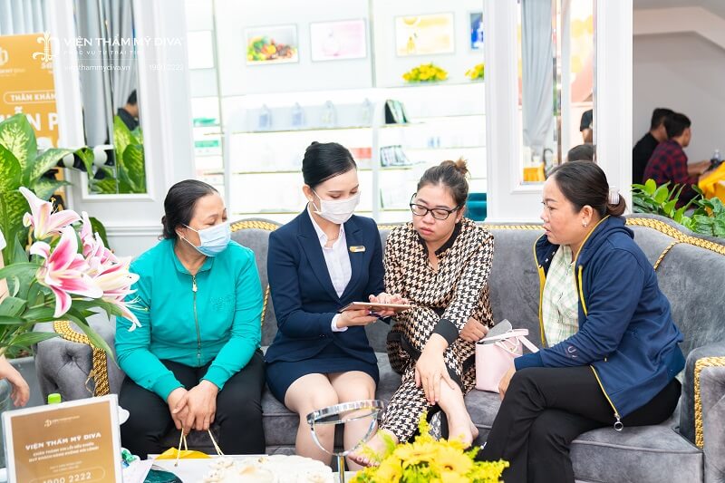 tư vấn tận tình
