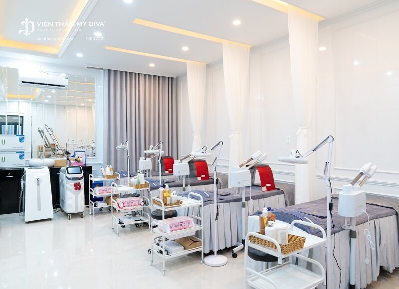 không gian triệt lông