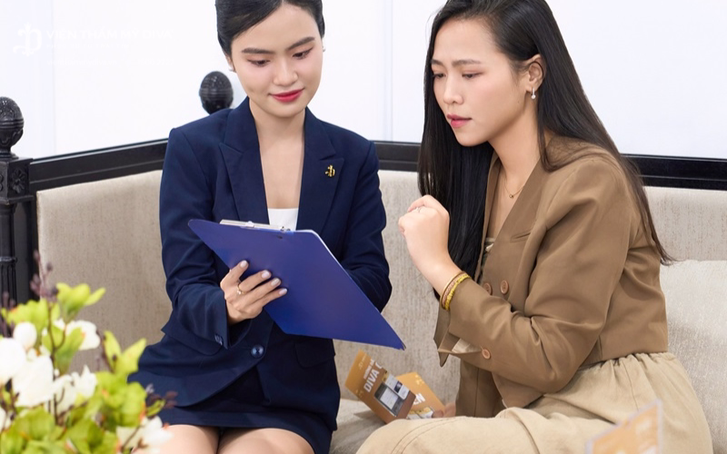 Bạn nên liên hệ trực tiếp cơ sở thẩm mỹ để được tư vấn mức giá chính xác nhất