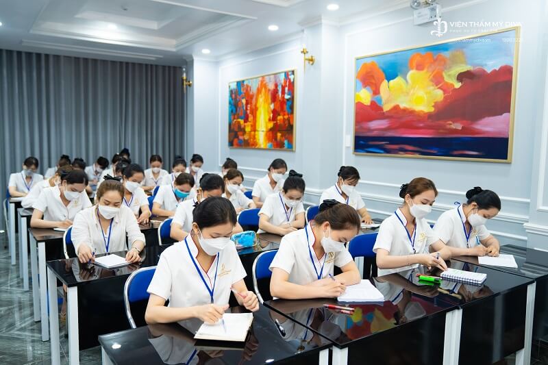 Các học viên tại DIVA 