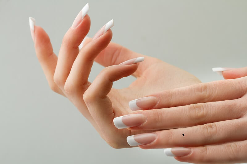 Tiết lộ Ý nghĩa Nốt ruồi Ngón Tay Áp Út: Tình Yêu, Sự Nghiệp và Tính Cách 10