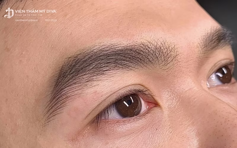 Phun xăm chân mày nam tạo dáng mày lịch lãm, tự nhiên và nam tính