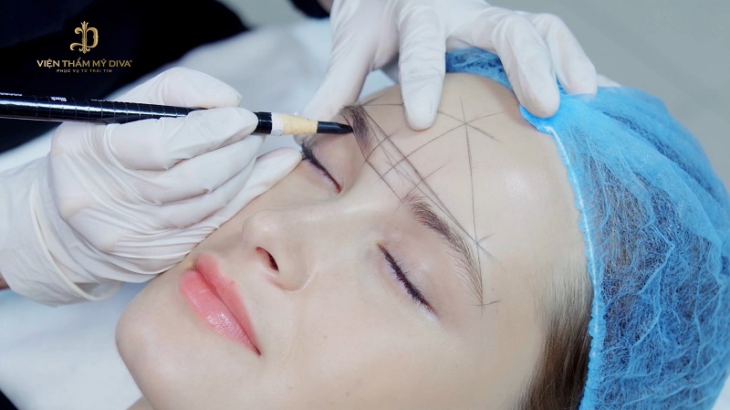 Đội ngũ chuyên viên phun mày ở Xuân Lộc có tay nghề cao