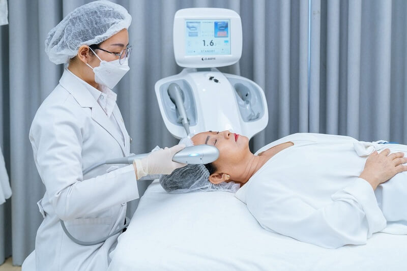 Bạn nên chọn địa chỉ uy tín để làm đẹp