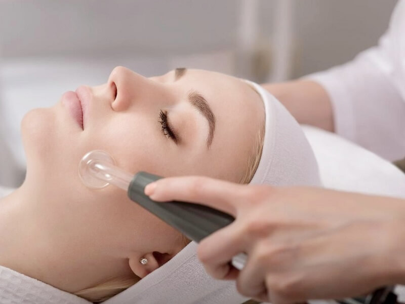 Thẩm mỹ Dáng Việt quy tụ chuyên gia giỏi và thân thiện Thẩm mỹ Dáng Việt