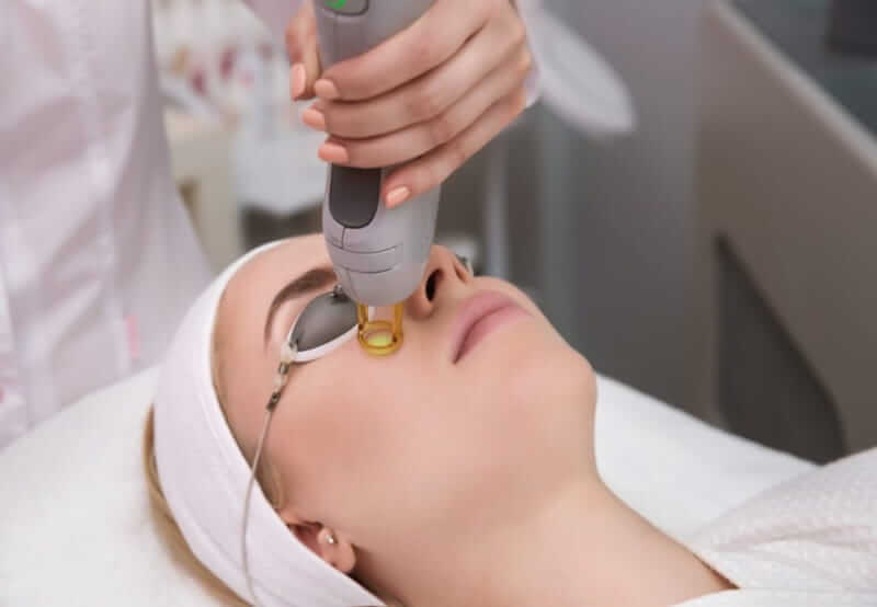 Trước khi đi thẩm mỹ viện cần chuẩn bị gì?