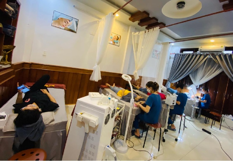 Viện thẩm mỹ quốc tế EVA ứng dụng máy móc tiên tiến vào làm đẹp