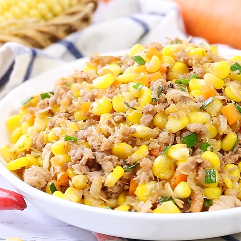 Hướng dẫn làm món thịt băm xào ngô