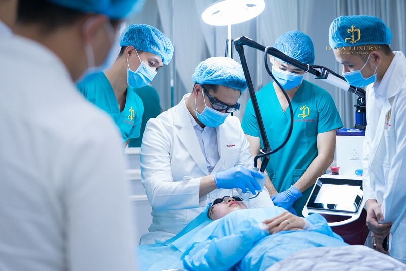 Ứng dụng công nghệ trị sẹo Laser CO2 Fractional tiên tiến